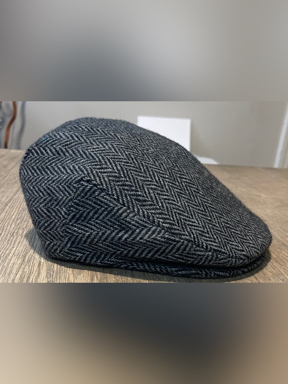 Scala Classica Men's Herringbone Flat Cap - Charcoal Gray, Size Medium